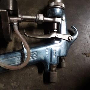 BINKS MACH 1 94P BBR HVLP PAINT SPRAY GUN TEAL COLOR & REGULATOR